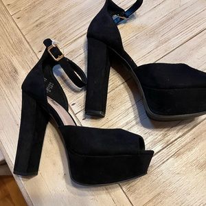 Trash platform shoes